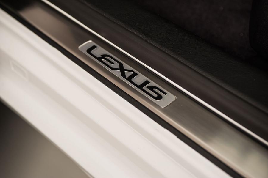  Lexus IS350 F-Sport 2014 года  (фото 16 из 140)